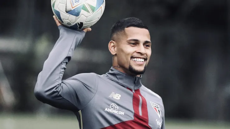 Mailton treinando pelo São Paulo - Foto: Erico Leonan / São Paulo FC
