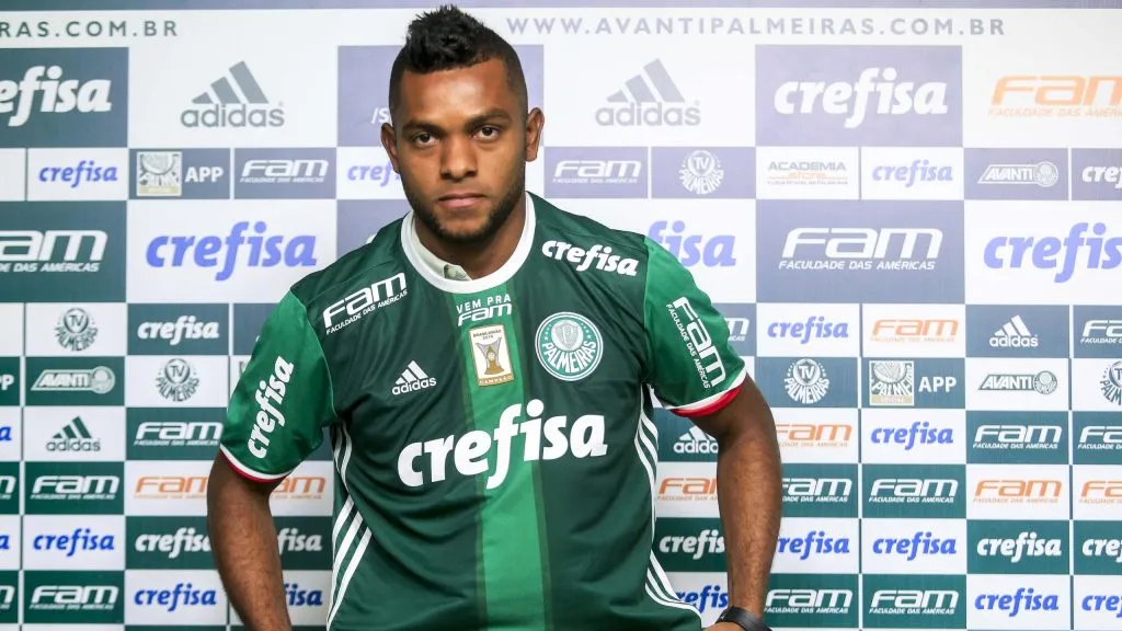 Borja em apresentação na sala de imprensa do CT Academia de Futebol em 2017. Foto: Ale Cabral/AGIF