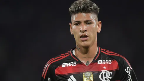 Carrascal jogador do Flamengo durante partida contra o Vitoria no estadio Maracana pelo campeonato Brasileiro A 2025. Foto: Thiago Ribeiro/AGIF