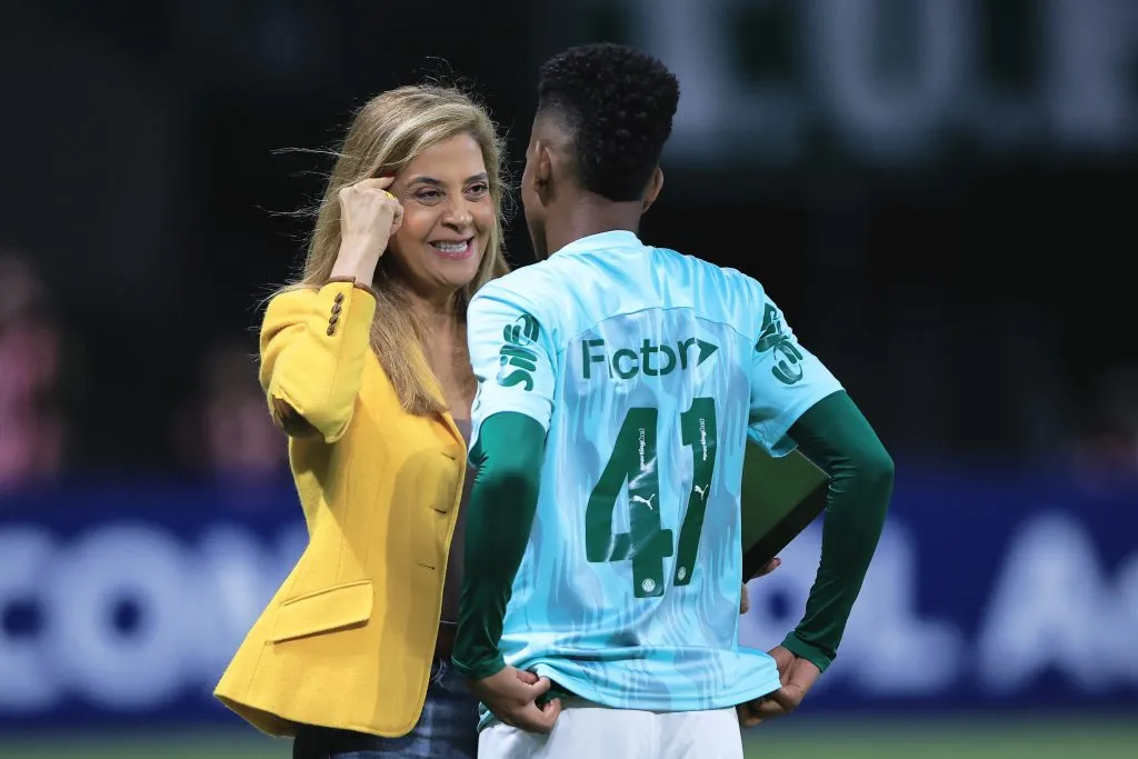 Leila Pereira se tornou a primeira presidente mulher na história do Palmeiras, em 2021 – Foto: Ettore Chiereguini/AGIF