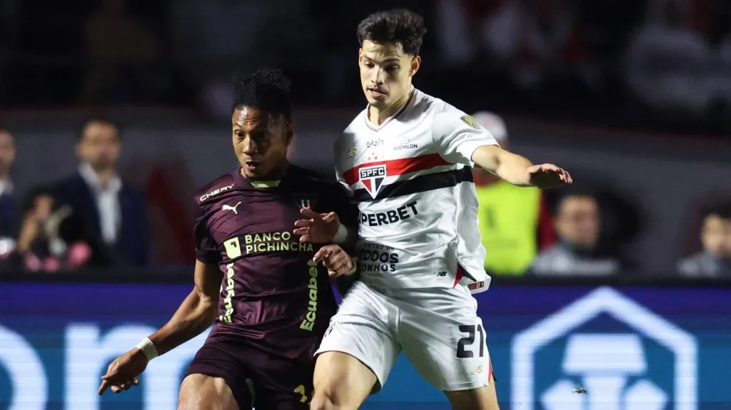 São Paulo x LDU. (Photo by Alexandre Schneider/Getty Images)