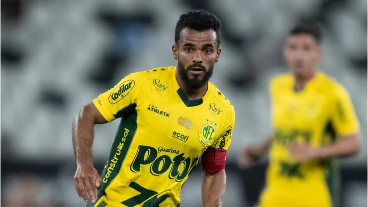 Meia do Mirassol é o capitão do time e está no elenco há muitos anos