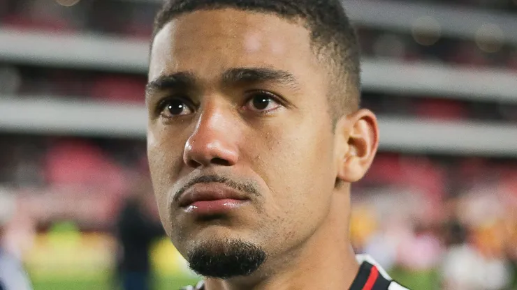Samuel Lino durante a peleja contra o Estudiantes