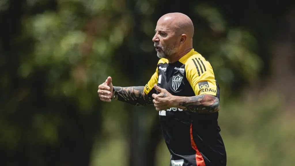 Sampaoli em treino na Cidade do Galo – Foto: Pedro Souza / Atlético