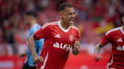 Alan Patrick jogador do Internacional comemora seu gol durante partida contra o Gremio no estadio Beira-Rio pelo campeonato Brasileiro A 2025. Foto: Maxi Franzoi/AGIF