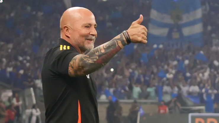 Jorge Sampaoli tecnico do Atletico-MG durante partida contra o Cruzeiro no estadio Mineirao pelo campeonato Copa Do Brasil 2025. Foto: Gilson Lobo/AGIF