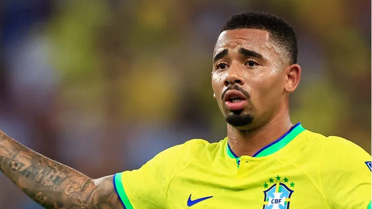 Gabriel Jesus em campo pela Seleção Brasileira.