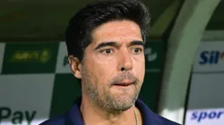 Abel Ferreira antes de partida no Allianz Parque contra o Fortaleza.