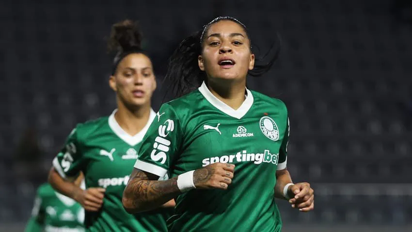 Brena comemorando gol na Copa do Brasil. Foto: Fabio Menotti/Palmeiras