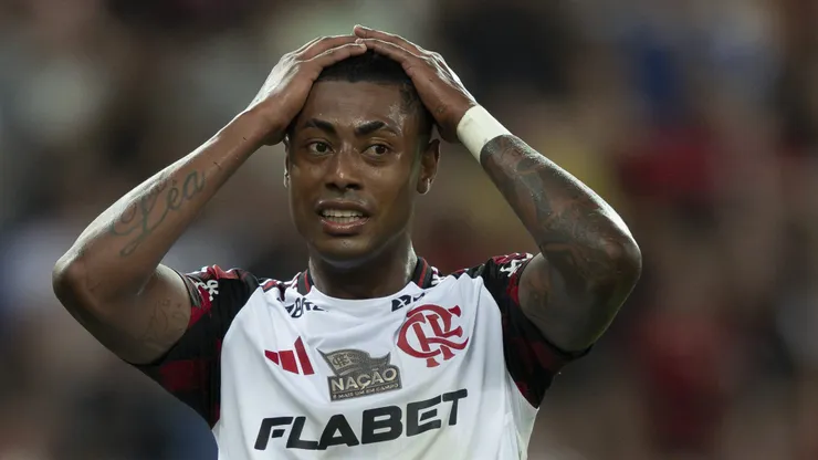 Bruno Henrique vive mais uma situação delicada fora das quatro linhas