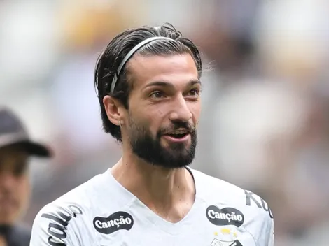 Lautaro Díaz ganha moral no Santos e Sormani exalta: "Como esse cara é bom"