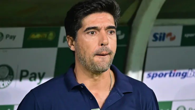 Abel Ferreira no comando técnico do Palmeiras - Foto: Jota Erre/AGIF