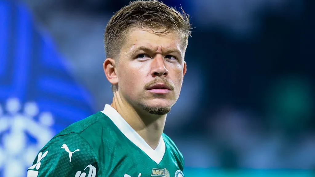 Bruno Fuchs deve substituir Gustavo Gómez em Bahia x Palmeiras – Foto: Marcello Zambrana/AGIF