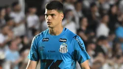 Gabriel Brazão, goleiro do Santos. Foto: Jota Erre/AGIF.