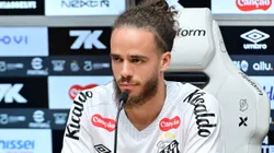 Billal Brahimi foi apresentado no Santos. Foto: Jota Erre/AGIF