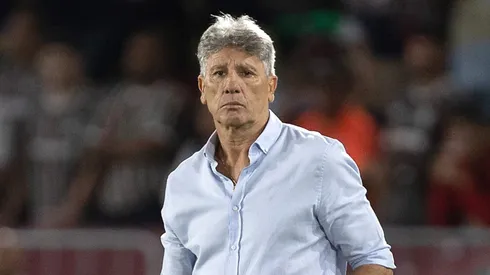 Renato Gaúcho, atuando como técnico do Fluminense em partida pela Sul-Americana
