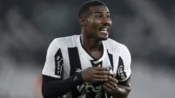 Cuiabano ataca e defende com a mesma qualidade no Botafogo