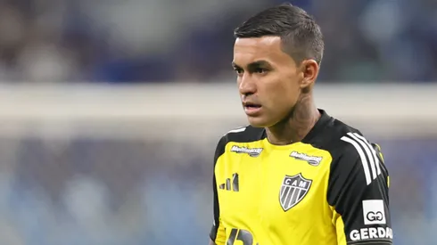 Dudu, jogador do Atlético-MG, durante aquecimento antes da partida contra o Cruzeiro no estadio Mineirao pelo campeonato Copa Do Brasil 2025. Foto: Gilson Lobo/AGIF