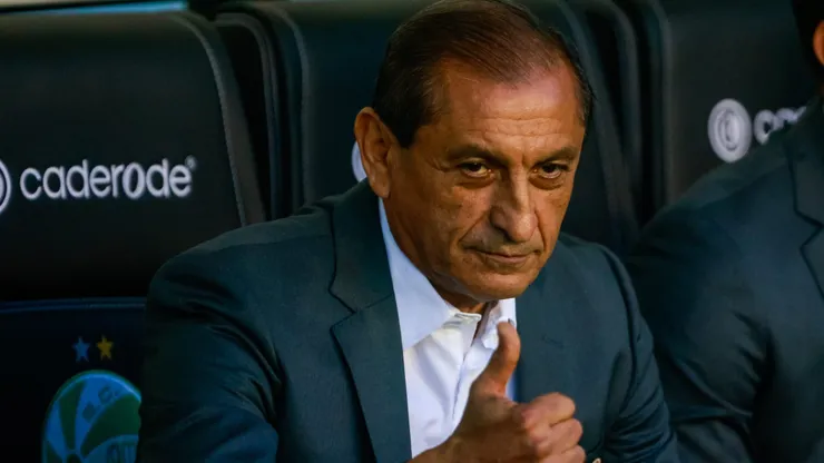 Ramón Díaz na estreia pelo Internacional