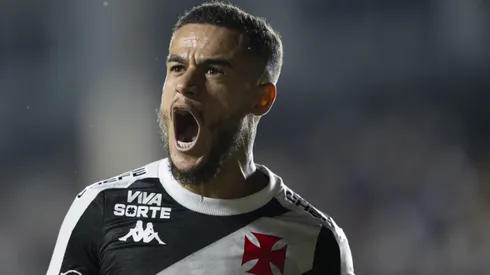 Philippe Coutinho, jogador do Vasco, durante partida contra o Fortaleza no estadio Sao Januario pelo campeonato Brasileiro A 2025. Foto: Jorge Rodrigues/AGIF