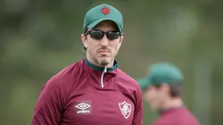 Luís Zubeldia, técnico do Fluminense em treino no CT das Laranjeiras