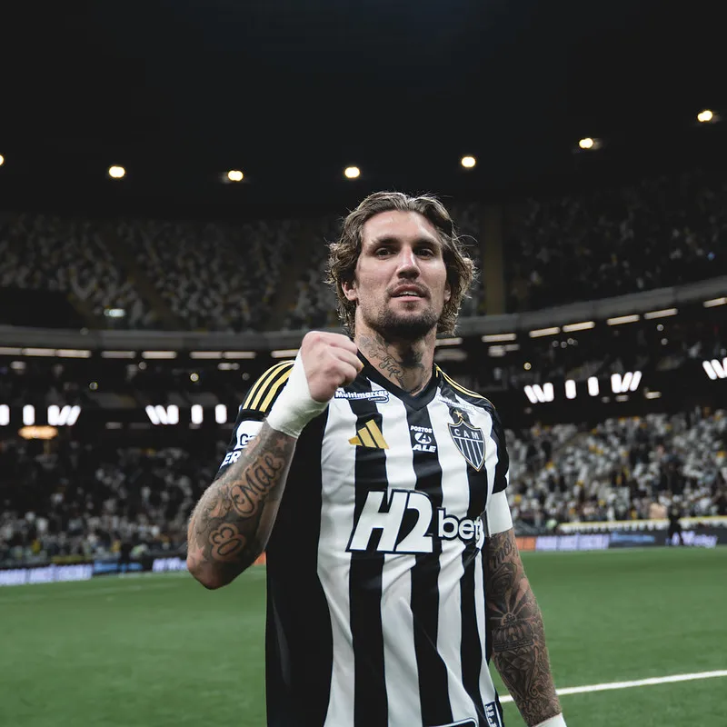 Zaguero tem se identificado bastante com a Massa (Foto: Pedro Souza / Atlético)