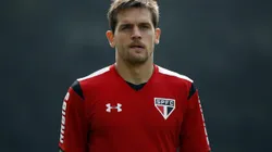 Tolói pode ganhar vaga de titular no São Paulo após lesão de Ferraresi. Foto: Daniel Vorley/AGIF