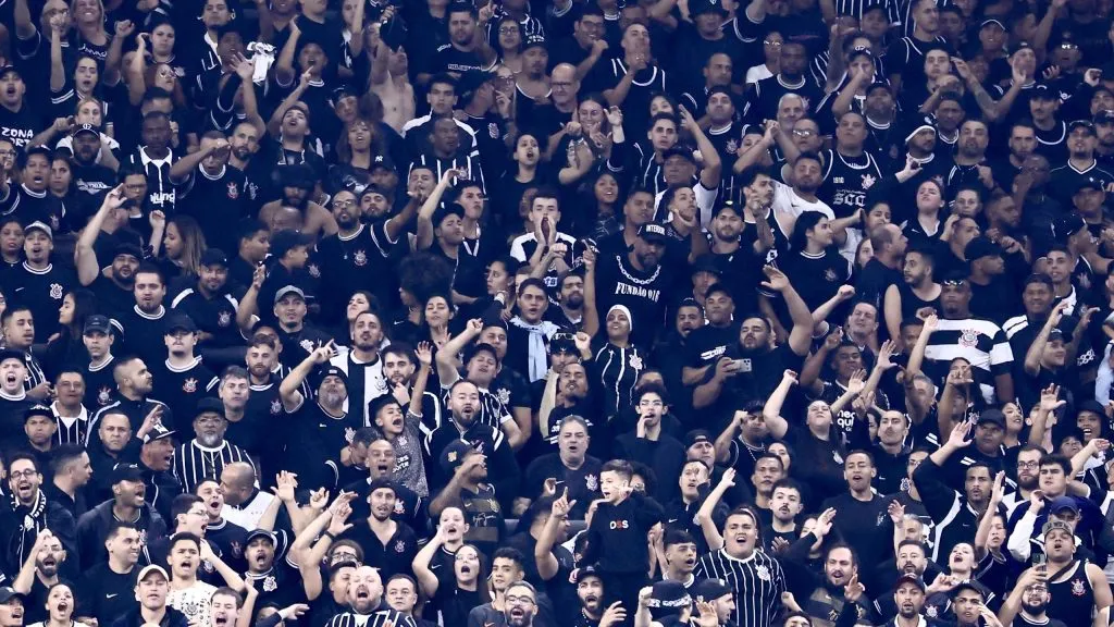 Fiel presente na Neo Química Arena. Foto: Marcello Zambrana/AGIF.