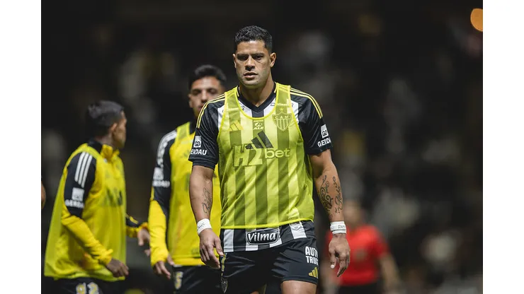 Expulsão de Hulk foi reclamada e criticada por dirigente do Galo (Foto: Pedro Souza / Atlético)