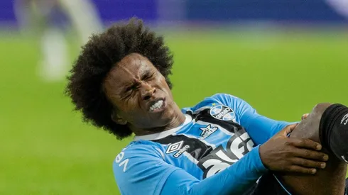 Willian já havia sentido dores no clássico Gre-Nal