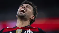 Arrascaeta, erra lance decisivo no primeiro tempo diante do Corinthians, mas se redimi na segunda etapa da partida