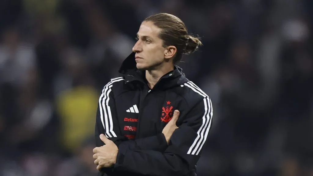 Filipe Luís durante o jogo contra o Corinthians. Photo by Miguel Schincariol/Getty Images