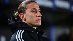 Filipe Luís durante partida entre Estudiantes e Flamengo, no Estádio Jorge Luis Hirschi, pela Libertadores. Foto: Marcelo Endelli