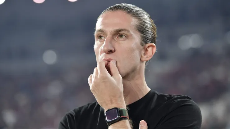 Filipe Luís comentou sobre partida contra o Cabuloso