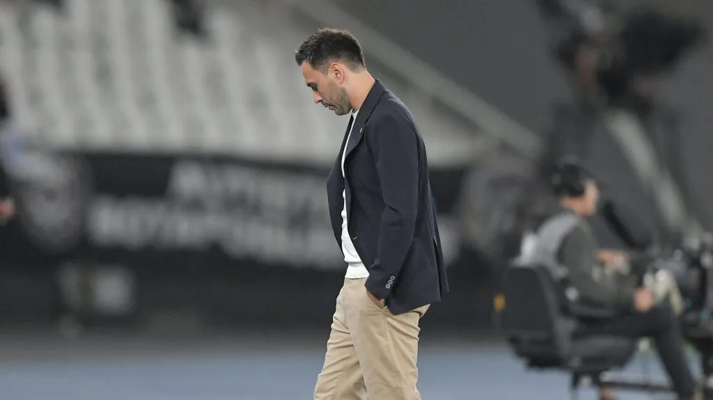 Davide Ancelotti, técnico do Botafogo Foto: Thiago Ribeiro/AGIF
