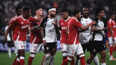 Internacional x Corinthians se enfrentam pelo Campeonato Brasileiro A 2025. Foto: Ettore Chiereguini/AGIF