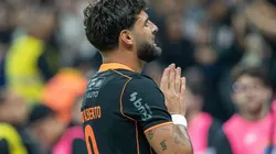 Yuri Alberto lamentando pênalti perdido durante partida entre Corinthians e Flamengo, na Neo Química Arena, pelo Brasileirão.