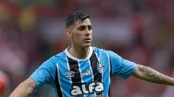 RS - PORTO ALEGRE - 21/09/2025 - BRASILEIRO A 2025, INTERNACIONAL X GREMIO - Cristian Pavon jogador do Gremio durante partida contra o Internacional no estadio Beira-Rio pelo campeonato Brasileiro A 2025.