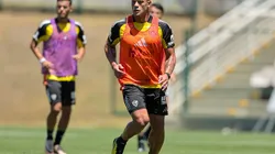 Atacante recebeu 13 cartões amarelos no Galo em 2025 (Foto: João Viegas / Atlético)