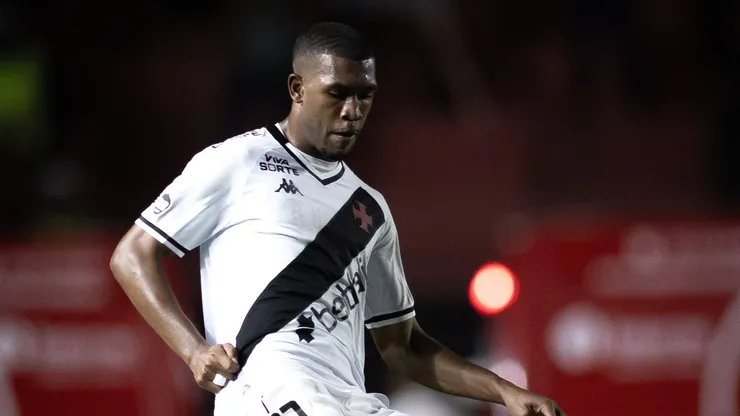 Rayan jogando pelo Vasco - Foto: Matheus Lima/Vasco