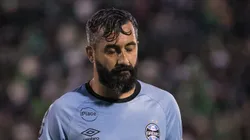 Douglas vive situação dramática.