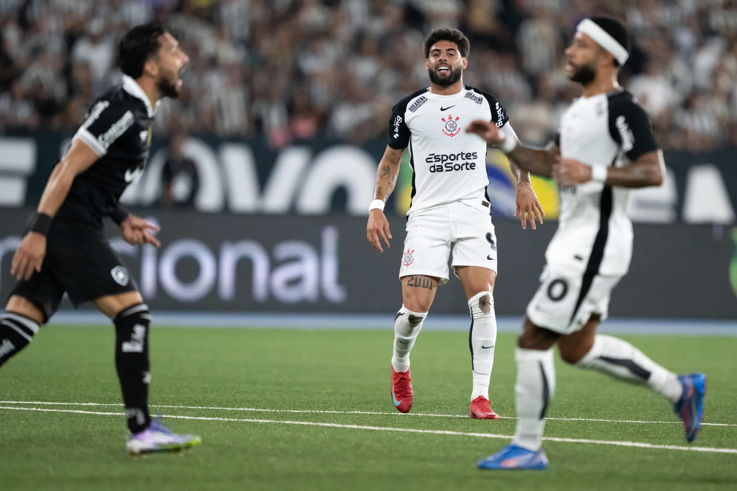 Botafogo e Corinthians empataram no primeiro turno. Foto: Jorge Rodrigues/AGIF