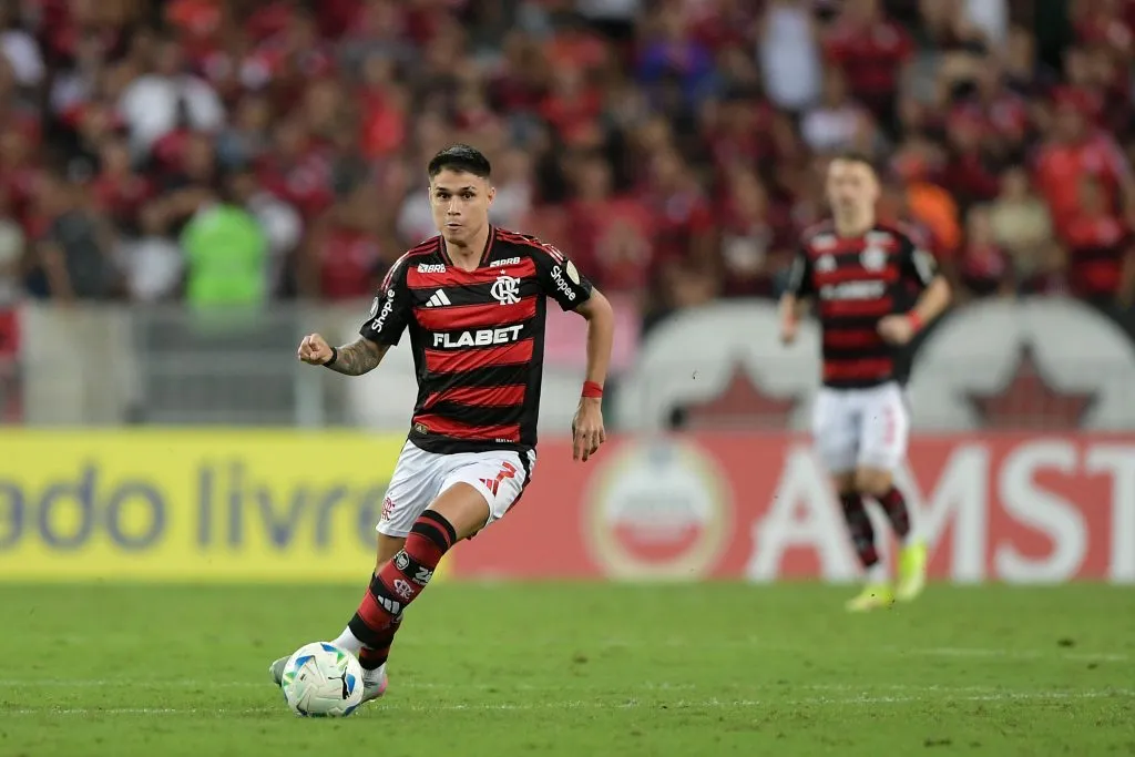 Luiz Araujo, jogador do Flamengo durante partida contra o Deportivo Tachira no estadio Maracana pelo campeonato Copa Libertadores 2025. Foto: Thiago Ribeiro/AGIF