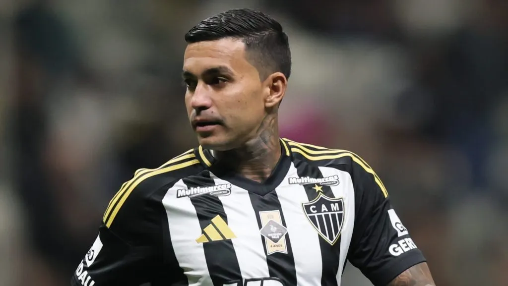 Dudu durante partida. Foto: Gilson Lobo/AGIF