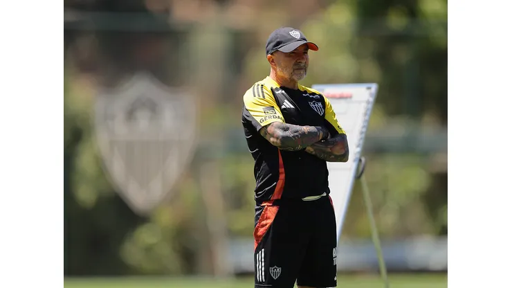 Treinador vem recuperando atletas que vinham sem espaço no Galo (Foto: João Viegas / Atlético)