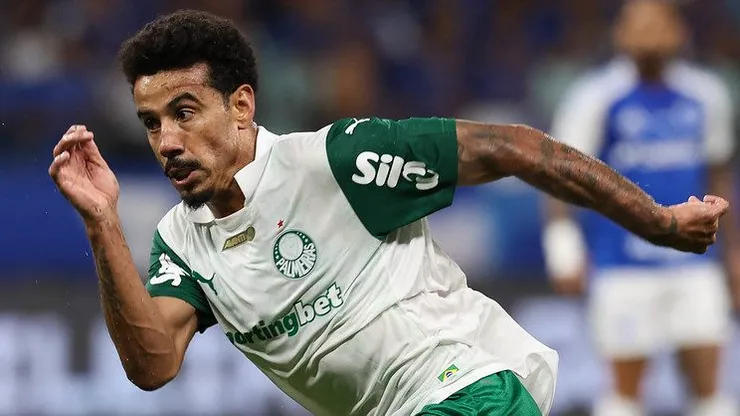 Evangelista sofreu lesão e Abel estuda substituto