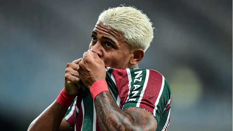 Desde o retorno de Jhon Kennedy ao Fluminense a torcida tricolor quer que o jovem craque tenha mais oportunidades e mandou recado forte para Zubeldia nas redes