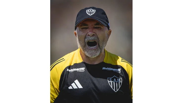 Sampaoli terá que lidar com ausência contra o Sport (Foto: Pedro Souza / Atlético)