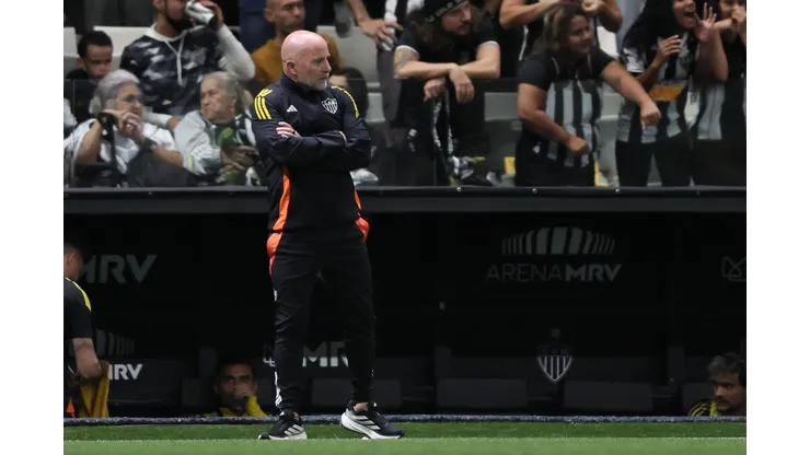 Jorge Sampaoli tecnico do Atletico-MG durante partida contra o Mirassol no estadio Arena MRV pelo campeonato Brasileiro A 2025. Foto: Gilson Lobo/AGIF