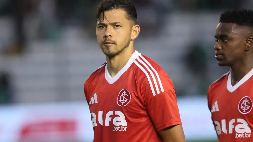 Óscar Romero antes de partida. Foto Ricardo Duarte/SCI